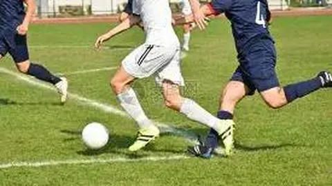 《土超焦点战：降级边缘队挑战强敌，悬念迭起不容错过！》